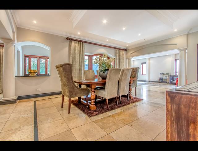 4 BEDROOM HOUSE FOR SALE IN BRYANSTON
